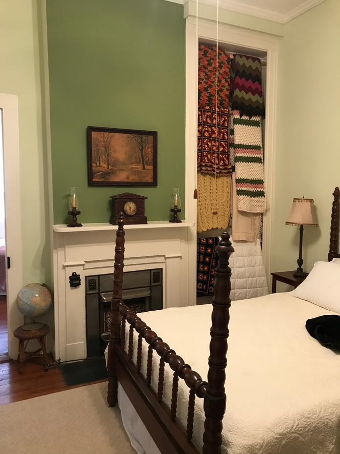 Riverboat Bed & Breakfast Натчез Экстерьер фото