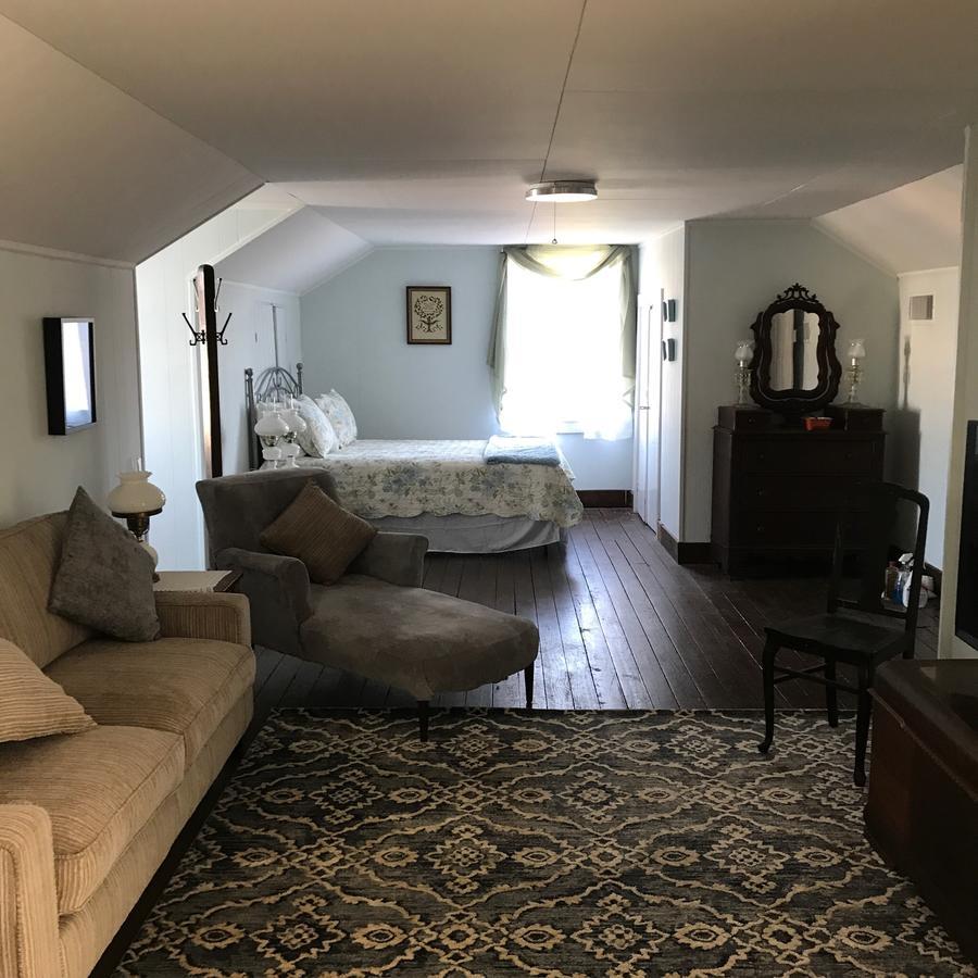 Riverboat Bed & Breakfast Натчез Экстерьер фото